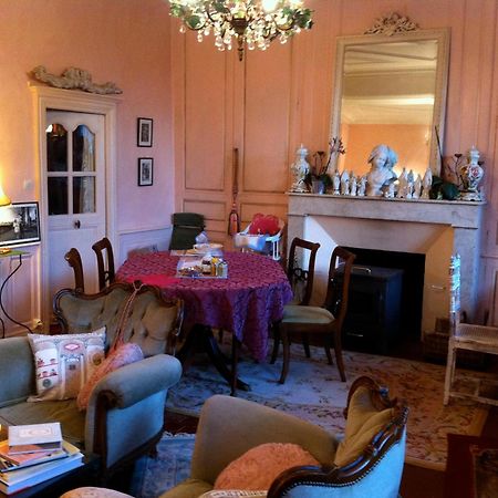 Maison Marthe B & B Saint-Sauveur-en-Puisaye Εξωτερικό φωτογραφία